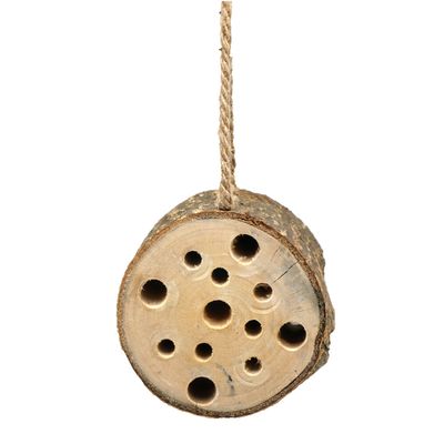 Insectenhotel boomstam - hout - om op te hangen - 10 x 9 cm