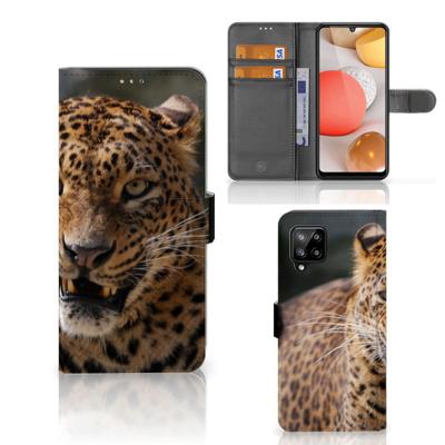 Samsung Galaxy A42 5G | Telefoonhoesje | Met pasjeshouder | Luipaard