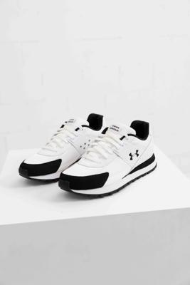 Under Armour Essential Runner Sneakers Heren Wit - Maat 44.5 - Kleur: Wit | Soccerfanshop