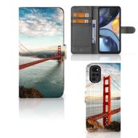 Motorola Moto G22 | Flip Cover | Golden Gate Bridge