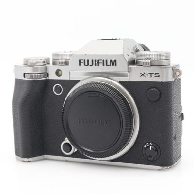 Fujifilm X-T5 body silver occasion