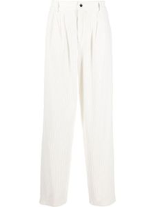 032c pantalon droit en velours côtelé à coupe quatre poches - Blanc