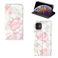 Apple iPhone 11 Smart Cover Lovely Flowers