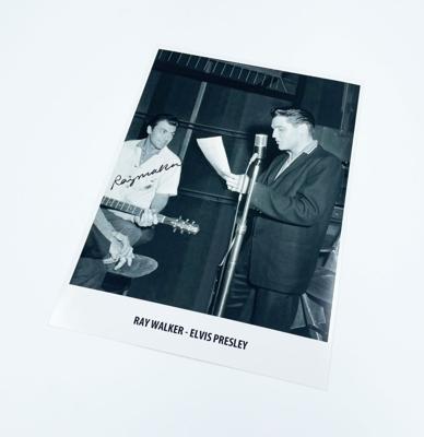 Elvis Presley & Ray Walker - Gesigneerde Studiofoto (28,5x20 cm) | Bennies Fifties