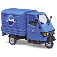 Busch 48498 H0 Auto Piaggio APE 50, Aral
