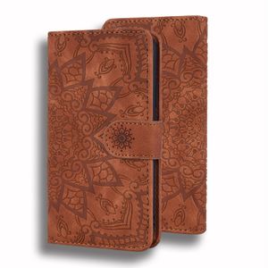 iPhone 11 Pro hoesje - Bookcase - Pasjeshouder - Portemonnee - Mandalapatroon - Kunstleer - Bruin