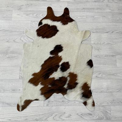 Kleine koeienhuid bruin wit zwart (Normandiër) 90x60cm