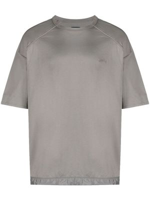 Juun.J t-shirt en coton à logo brodé - Gris