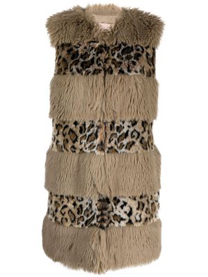 TWINSET veste en fourrure artificielle à imprimé animalier - Tons neutres