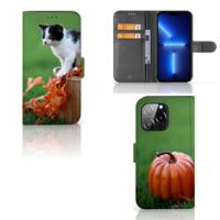 iPhone 13 Pro | Telefoonhoesje | Met pasjeshouder | Kitten