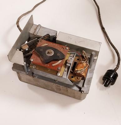 Wurlitzer 1500/1550 Coin Grinder - 1