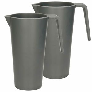 Schenkkan/waterkan - 2x - antraciet - 1500 ML - melamine - D10 x H21 cm