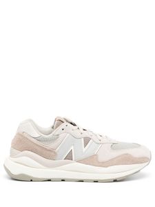 New Balance baskets 54/70 lacées à patch logo - Blanc