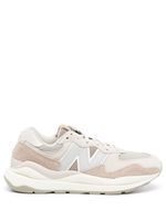 New Balance baskets 54/70 lacées à patch logo - Blanc