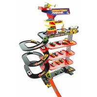 Parkeergarage met voertuigen Moltó