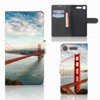 Sony Xperia XZ1 | Flip Cover | Golden Gate Bridge