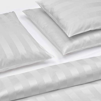 Christian Fischbacher Broadway wit dekbedovertrek