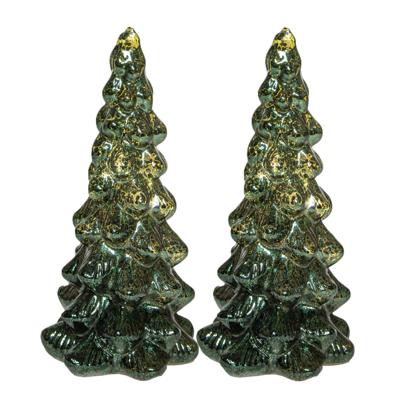 Kerstboom beeldje - 2x - groen - met LED licht - 20 cm - glas - decoratie kerstboompje