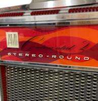 Stereo-Round Letters Voor Ami Continental