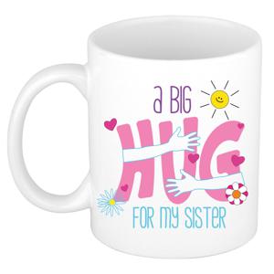 Cadeau koffie/thee mok voor zus - wit - big hug - 300 ml - keramiek - verjaardag