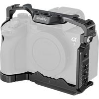 SmallRig 5583 Cage with Airtag Slot for Sony Alpha 7R V / 7 IV / 7S III / 1 / 7R IV