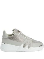 Giuseppe Zanotti baskets Talon à ornements en cristal - Gris