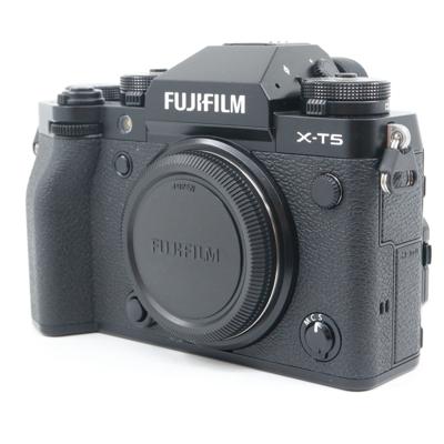 Fujifilm X-T5 body occasion