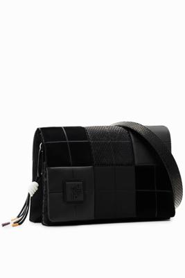 Middelgrote schoudertas met patch - BLACK - U Middelgrote schoudertas met patch - BLACK - U