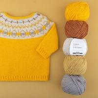 Yarn and Colors Hanna Sweater Breipakket 2 Mustard