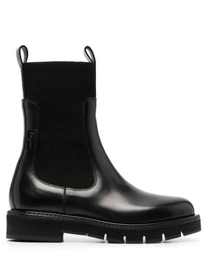 Ferragamo bottines chelsea en cuir à semelle crantée - Noir