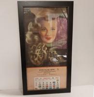 Vintage Kalender van White Pillars Hotel (1955) in Lijst Vintage Kalender van White Pillars Hotel (1955) in Lijst