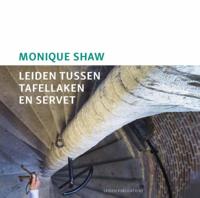 Leiden tussen tafellaken en servet (Hardback)