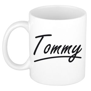 Naam cadeau mok / beker Tommy met sierlijke letters 300 ml