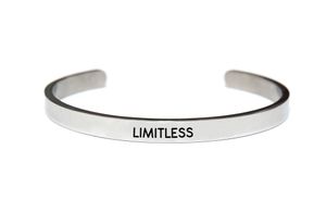 Key Moments 8KM-BM0008 Bangle met tekst limetless one-size zilverkleurig