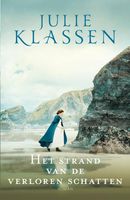 Het strand van de verloren schatten - Julie Klassen - Paperback (9789029730358) - thumbnail