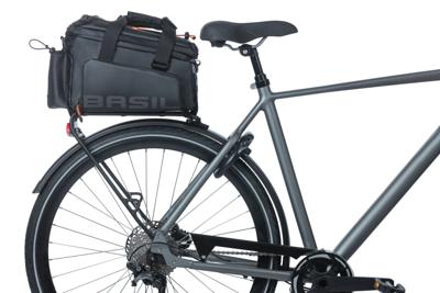 Basil miles xl pro bagagedragertas, zwart/oranje, waterdicht, 9-36l, geschikt voor elektrische fietsen