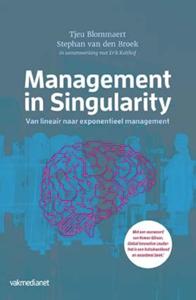 Management in singularity (Hardback)