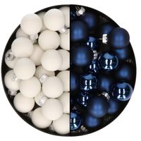 Mini kerstballen - 48x st - donkerblauw en satijn wit - 2,5 cm - glas