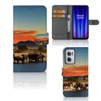 OnePlus Nord CE 2 | Telefoonhoesje | Met pasjeshouder | Olifanten