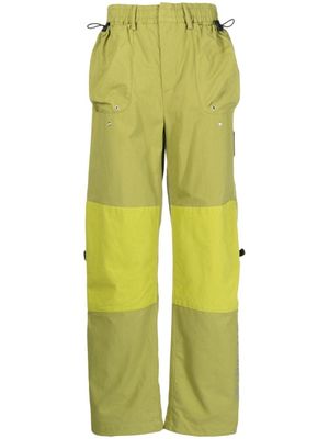 A-COLD-WALL* pantalon cargo à empiècements contrastants - Vert