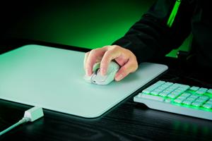 Razer Viper V3 Pro muis Gamen Rechtshandig RF Wireless + USB Type-C Optisch 35000 DPI
