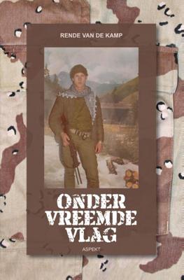 Onder vreemde vlag (Paperback)
