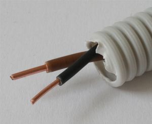 Flexibele buis 16mm met draad 1,5mm rol 100 meter