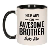 Cadeau Koffiemok - Awesome brother / Geweldige broer - beker - zwart met wit - 300 ml - keramiek