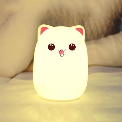 YWXLight kleur verandering kat vorm USB oplaadbare LED Silicone zacht nachtlampje (roze)