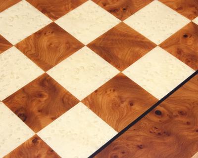 52 cm Luksus Schaakbord van Wortelhout en Iepenhout