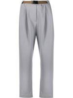 Brunello Cucinelli pantalon droit à taille ceinturée - Gris