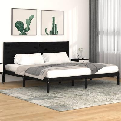 Bedframe massief grenenhout zwart 200x200 cm