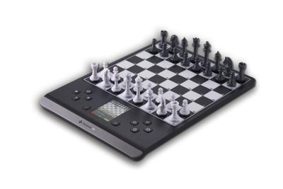Millennium Chess Genius Pro M815 Schaakcomputer AI-functies, Magnetische schaakstukken, Druksensorbord, Kleurendisplay met verlichting