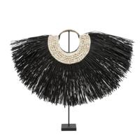 De Alang Cowrie op standaard